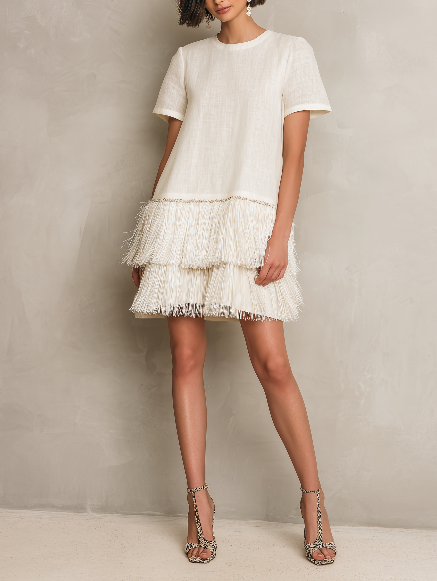 Women's Minimalist Solid-Color Short-Sleeve Mini Dress With Fringed Hem MDZ0967G9WY