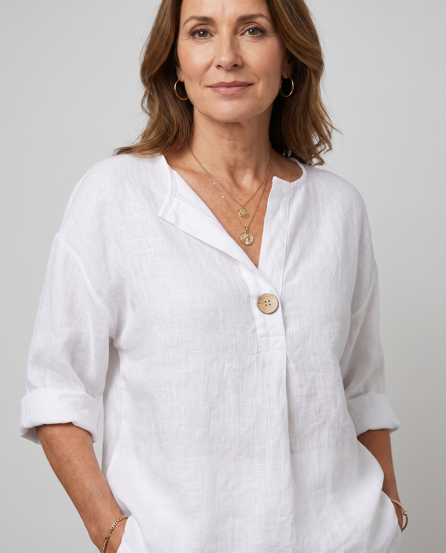 Zamma Relaxed V-Neck Top - White